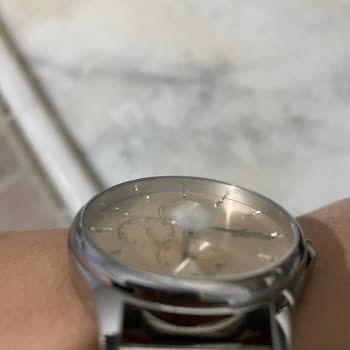 Lacoste Saat Su Alma Problemi