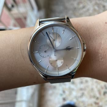 Lacoste Saat Su Alma Problemi