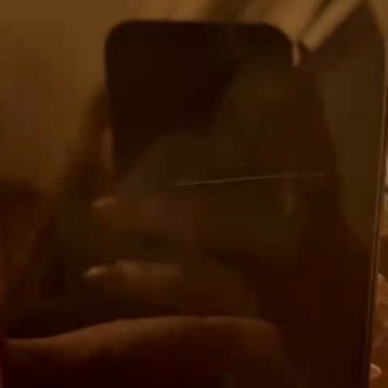 Apple İPhone 14 Promax Pilim Şişti Ekranım Çatladı. Ürün Değişimi Yapılmıyor