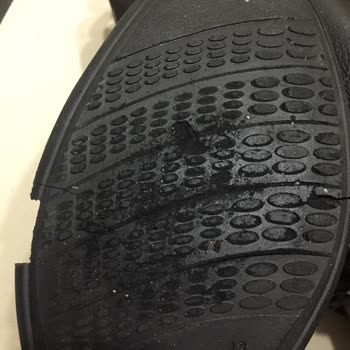 Dockers Ayakkabı Durduğu Yerde Çürüdü!