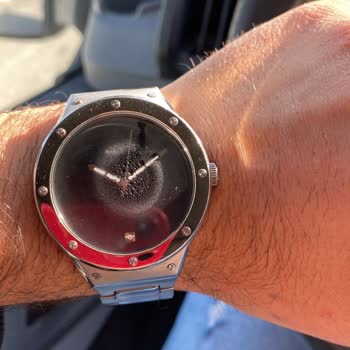 Saat & Saat Su Geçiriyor, İade Veya Değişim Talep Ediyorum!