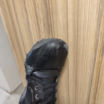 Polaris FLO'dan Aldığım Bot Ayağımda Parçalandı