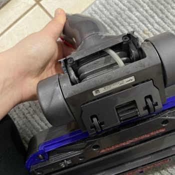 Dyson Pneumatic Süpürge Başlık Kırılması
