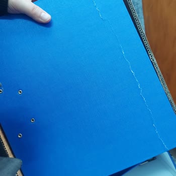 Avansas Kontrol Edilmeden Gönderilen Yırtık Klasör