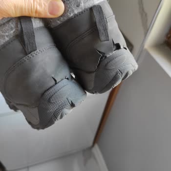 Deichmann Ayıplı Kusurlu Ürünün Ardında Durmuyor