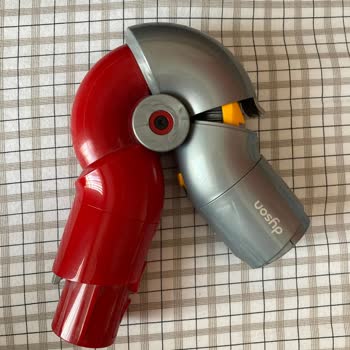 Dyson Kıvırma Aparatı Bozuldu Ücretli Değişeceğini Söyledi