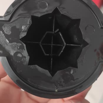 Sinbo Sj3145 Alt Sıkma Topu Kırıldı