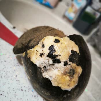 Migros'un Reyondan Kaldırmadığı Çürümüş Hindistan Cevizi