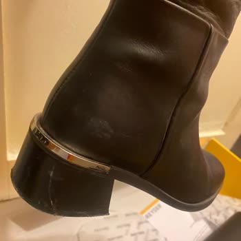 Kasaba Jeans Sorumsuzluk, İlgisizlik, Saygısızlık