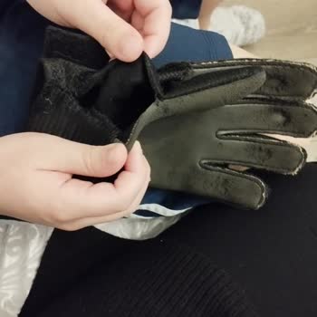 Nike Kaleci Eldivenleri İade