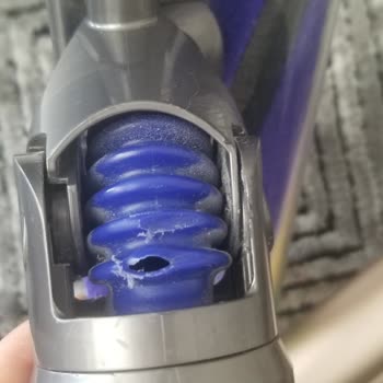 Dyson V15 Lazer Başlık Üretim Hatası