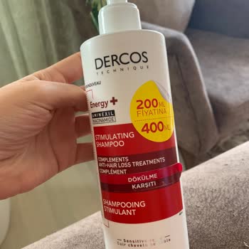 Шампунь Vichy против выпадения волос оставил меня без волос на голове