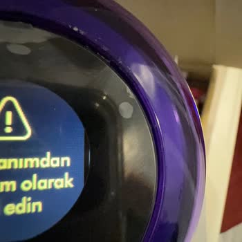 Dyson Sıfır Kapalı Kutu Ürünü Açtığımızda Kusurlu Olan Ürünü