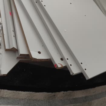 RoomArt Store Kırık Parçalarla Gelen Çamaşır Makinesi Dolabı Sorunu