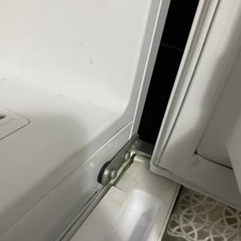 Regal Ürün Garantili Olmasına Rağmen Merkez Ve Bursa Servis Yardımcı Olmuyor