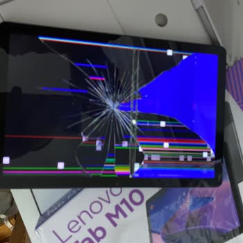 Trendyol Lenovo Tablet Ekranı Kırık Geldi