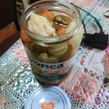 Yonca Gıda Saç Cıktı İçinde