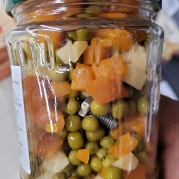 A101 Çokça Marka Garnitür İçinden Civata Çıktı