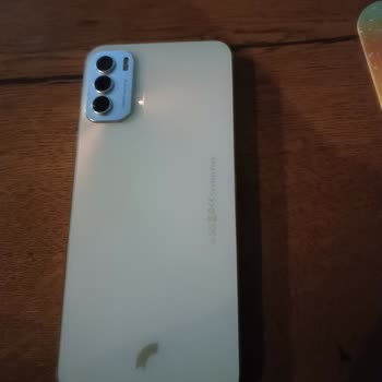 Ekranı Kırılan Reeder Telefon Ve Yüksek Tamir Ücreti