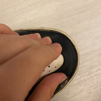 Nike Air Jordan İlk Aydan Taban Ayrılması