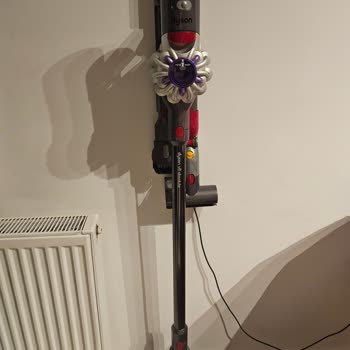 Dyson V8 Absolute Kesik Kesik Çalışıyor Sorun Var