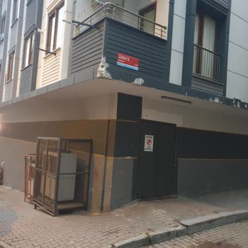 BİM Sevkıyat Aracı Evime Zarar Veriyor