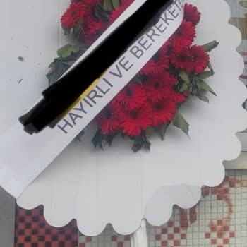 Çiçek Market Görseldekiyle Alakasız Gelen Çiçek