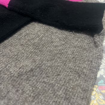 İpekyol Kazak Aşırı Tüylenme