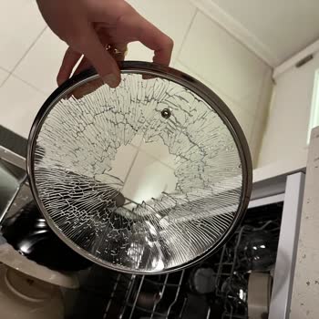 Korkmaz Mutfak Eşyaları Tencere Seti Kapak Patlaması Sorunu