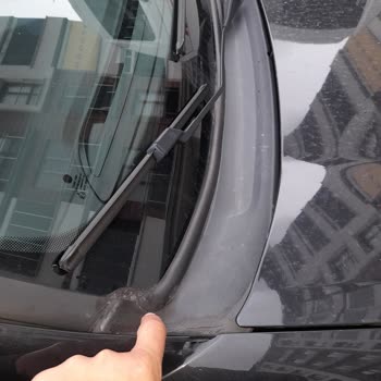 Fiat Doblo Cam Izgarası