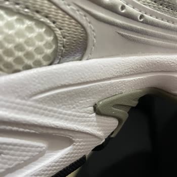 New Balance Deforme Ayakkabı & İade Süreçleri