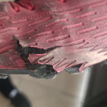 Slazenger Kalitesiz Mal Satıyor