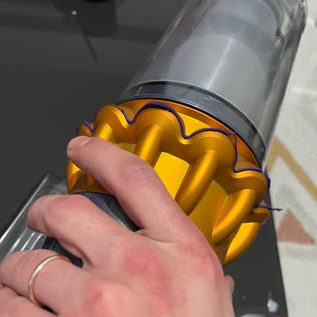 Dyson V15 Mor Seal Ve Kırmızı Silikon Sorunu