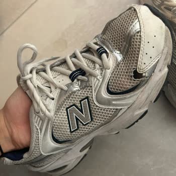 New Balance Ayakkabıda Yırtık Şikayeti
