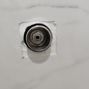 Teska Tesla Bas Bırak Vana Aşırı Su Kaçırıyor