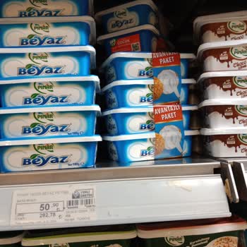 Çetinkaya Mağazalarında Etiketsiz Ürün Satışı