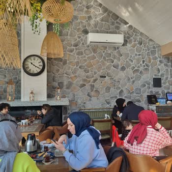 Gölaş Yer Sıkıntısına Çözüm Bulmuyor