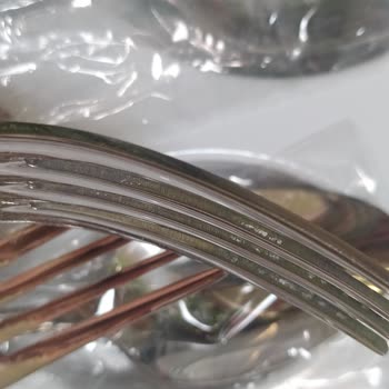 Nehir Madeni Eşya Çatal Setindeki Kararmalar Ve Değişim Süreci