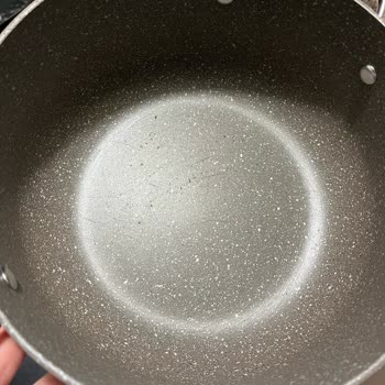 Korkmaz Mutfak Eşyaları Tenceresinin Soyulması Kabarması Delikler Olması