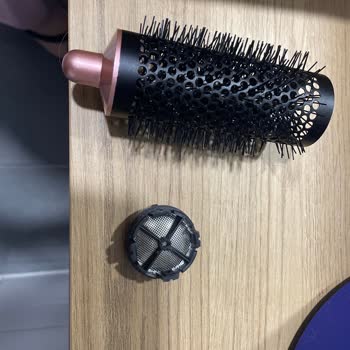 Dyson Airwrap Dön Başlığı Sürekli Yerinden Çıkıyor