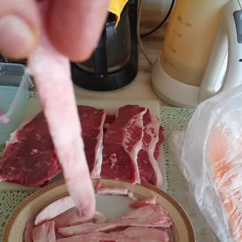 Köfteci Yusuf Et Yerine Yağ Gönderdi