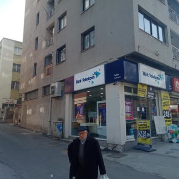 Türk Telekom Eşrefpaşa Mağazasından Şikayetçiyim