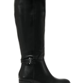 FLO Ayakkabı FLO İndirimi Yanlış Ürün Göndererek Yaktı