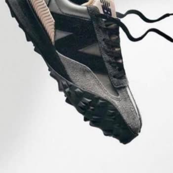 Sembol Sneakers Orijinal Ürün Beklerken Yan Sanayi Hayal Kırıklığı