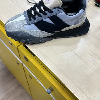 Sembol Sneakers Orijinal Ürün Beklerken Yan Sanayi Hayal Kırıklığı