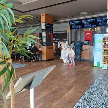 Nazende Restoran Kafe (Kocaeli) Nazilli Restaurant'ta Sipariş Gecikmesi