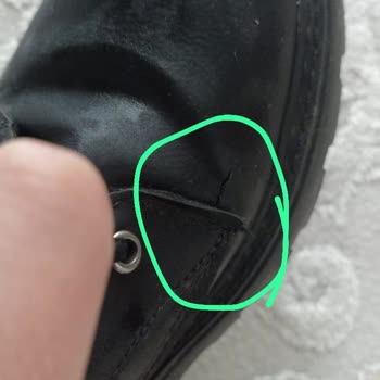 Tonny Black Kısa Sürede Yırtılan Bot Ve Tatminsiz Müşteri Hizmetleri