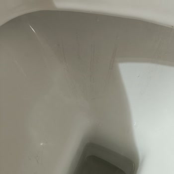 Turkuaz Seramik Bella Klozet Şikayeti
