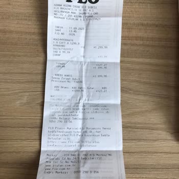FLO Ayakkabı FLO Mağazasından Almış Olduğum Puma Ayakkabı Delinmesi