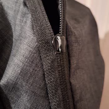 LCW Canta Fermuar Kırılması